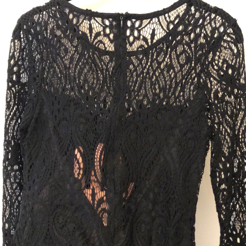 Black Long Sleeve Lace Dress - Picture 5 of 5
